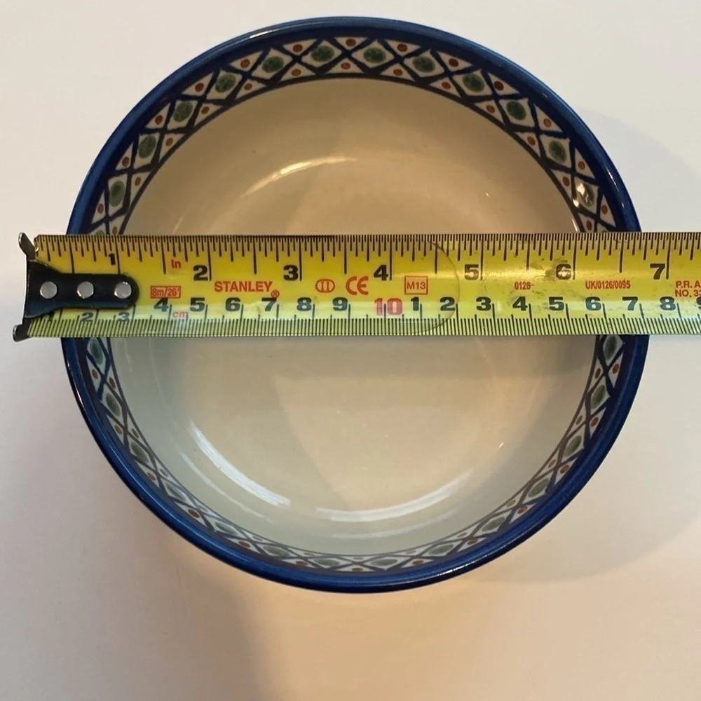 Boleslawiec ceramic serving bowl C 6. Hand made in Poland